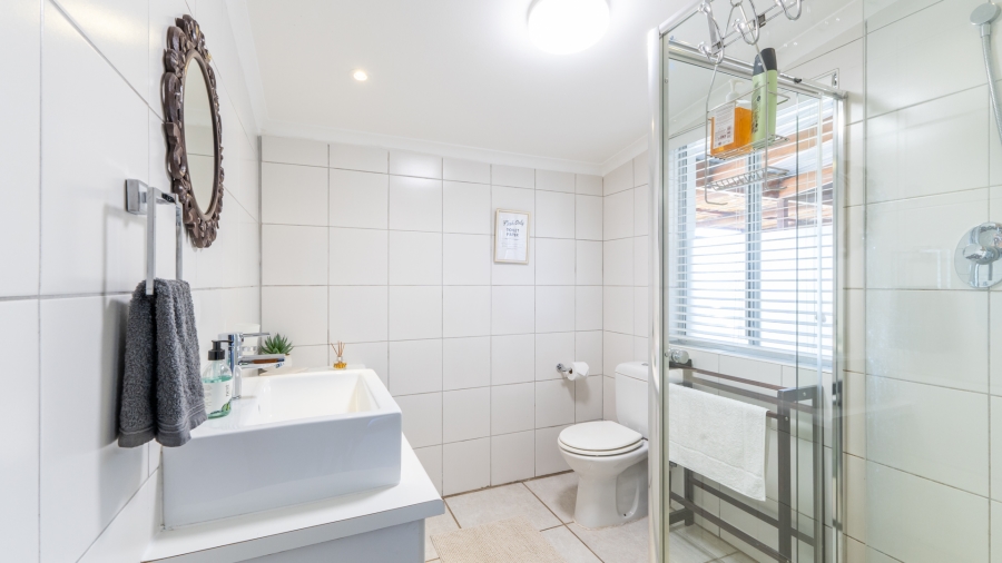 6 Bedroom Property for Sale in Robertson Western Cape